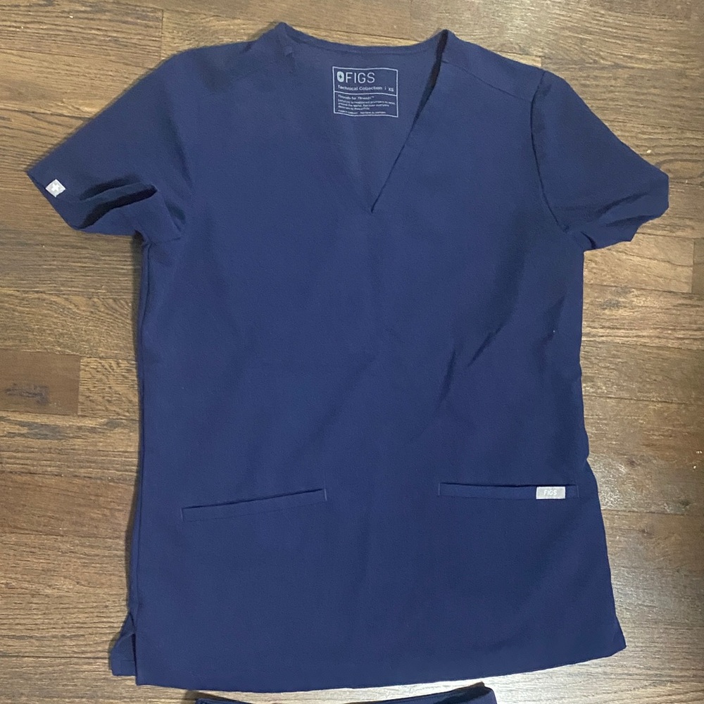 Figs Deep Blue Scrub Set - image 2